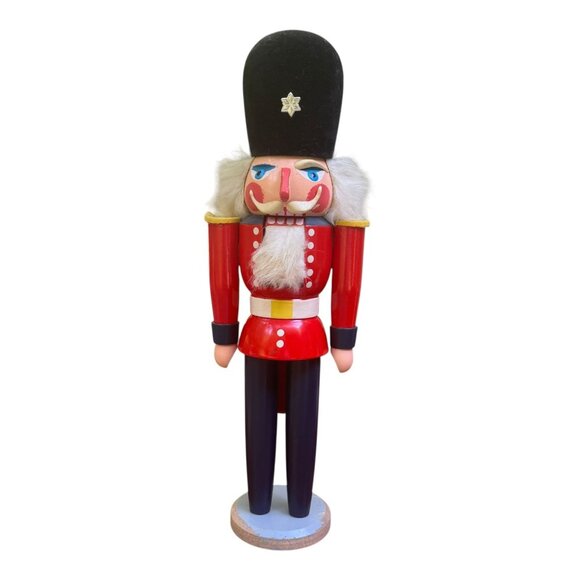 Erzgebirgische Volkskunst Nutcracker Soldier Guard Christian Ulbricht Germany 16 - Picture 1 of 11